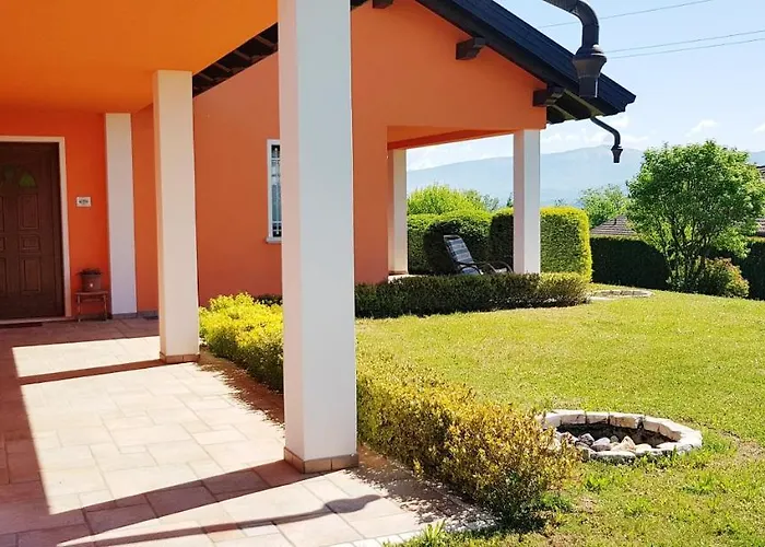 Paradiso Bed & Breakfast 3*